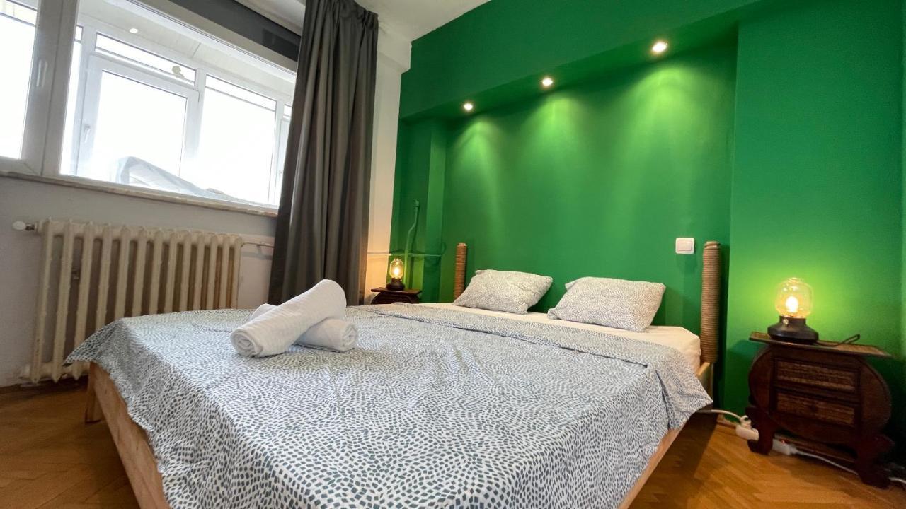 Terrace Balcony Downtown Delight Old Town Oasis City Center Universitate Square Old Town Bucureşti Exterior foto