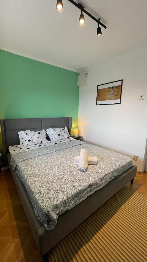 Terrace Balcony Downtown Delight Old Town Oasis City Center Universitate Square Old Town Bucureşti Exterior foto