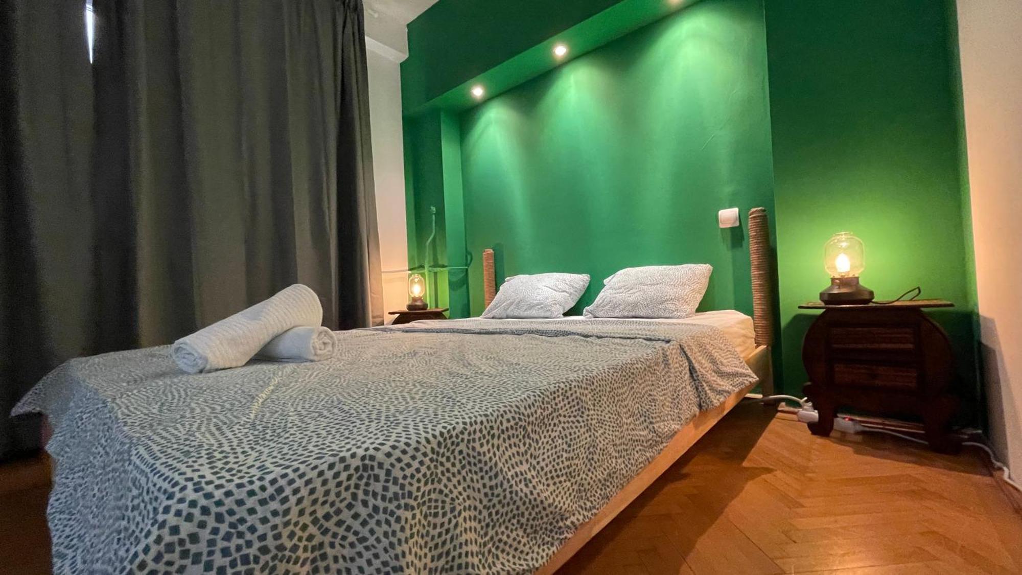 Terrace Balcony Downtown Delight Old Town Oasis City Center Universitate Square Old Town Bucureşti Exterior foto